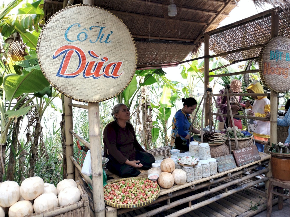 Không khí chợ quê 